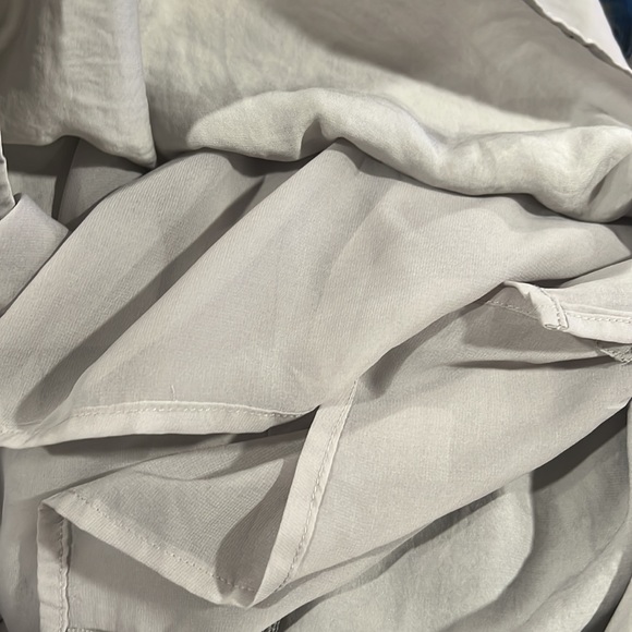 41 Hawthorn Light Grey Silky Lined Sleeveless Shirt - Picture 9 of 11